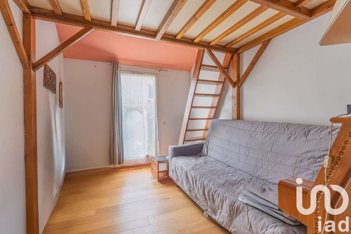 Photo 8 - Maison à SAINT-THIBAULT-DES-VIGNES