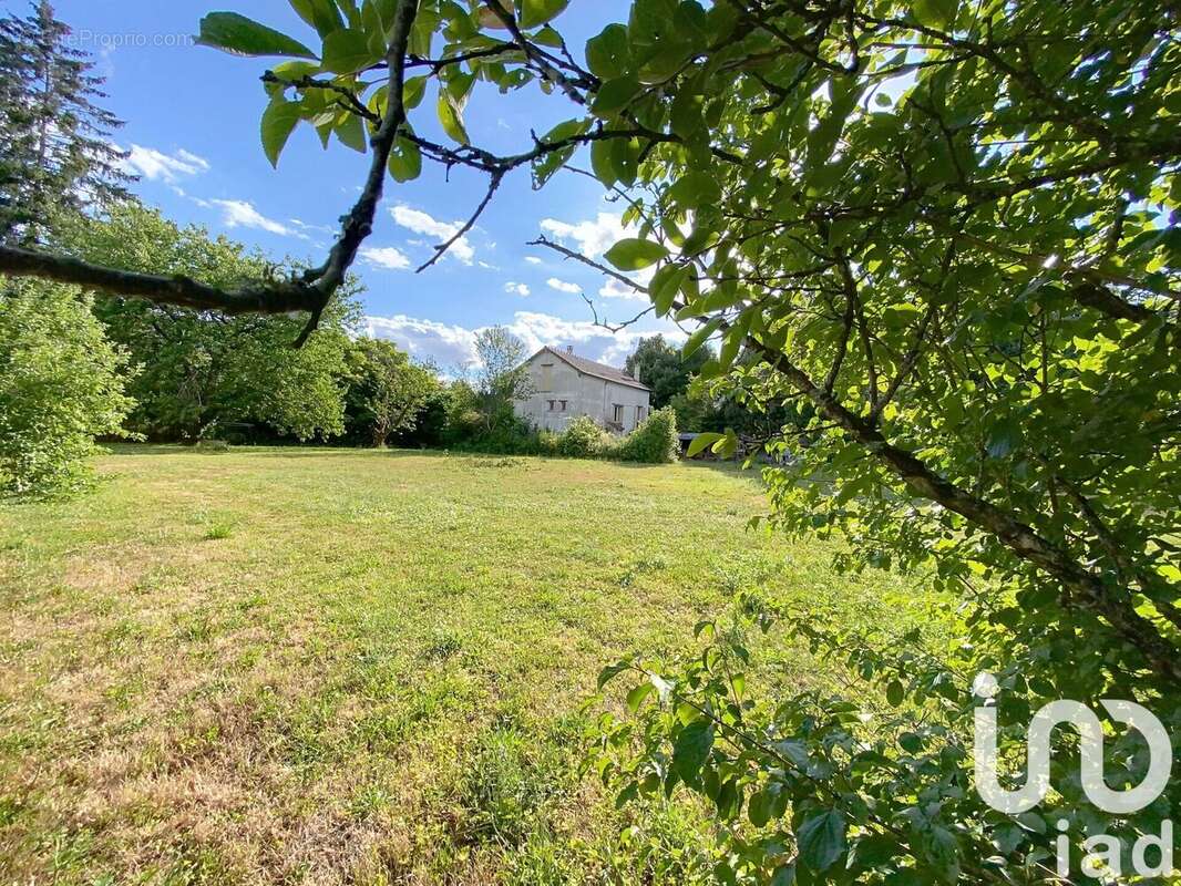 Photo 4 - Maison à BRIENON-SUR-ARMANCON