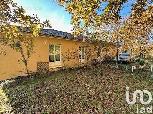 Photo 3 - Maison à SAINT-JEAN-LESPINASSE