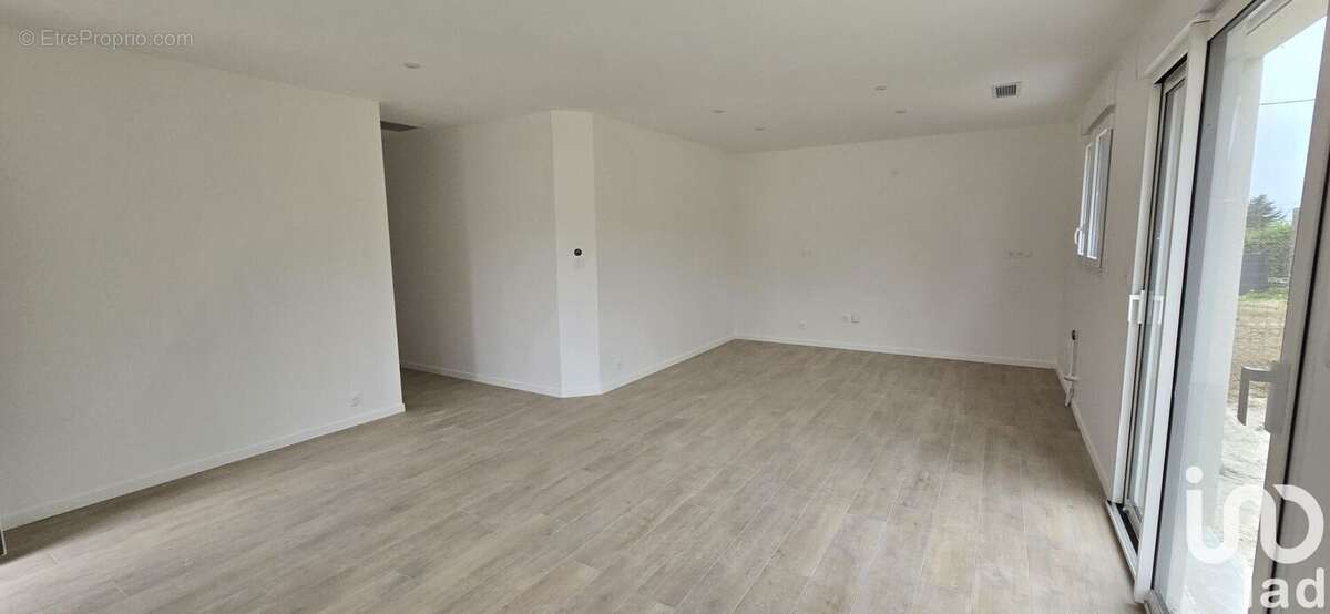 Photo 3 - Maison à BEAUSSE