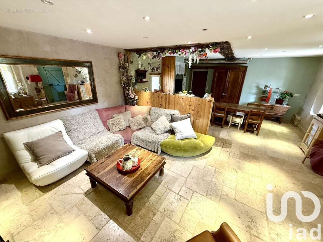 Photo 5 - Maison à CAMARET-SUR-AIGUES