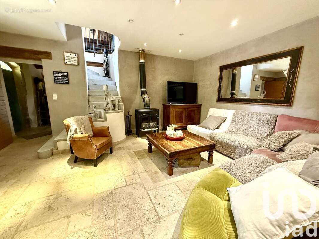 Photo 6 - Maison à CAMARET-SUR-AIGUES