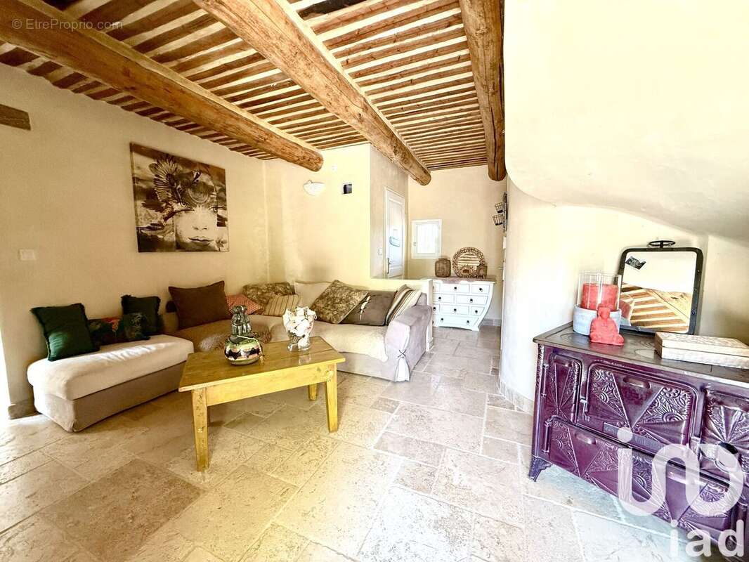 Photo 8 - Maison à CAMARET-SUR-AIGUES