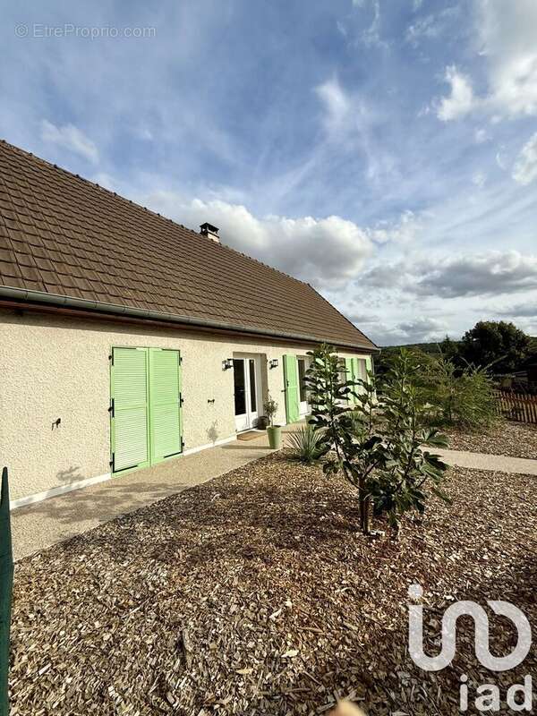 Photo 3 - Maison à LE BREUIL