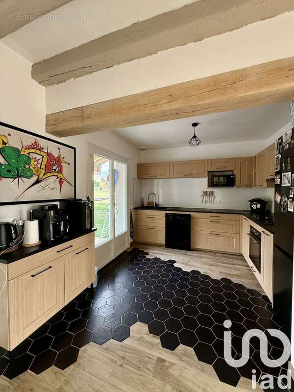 Photo 9 - Maison à LE BREUIL