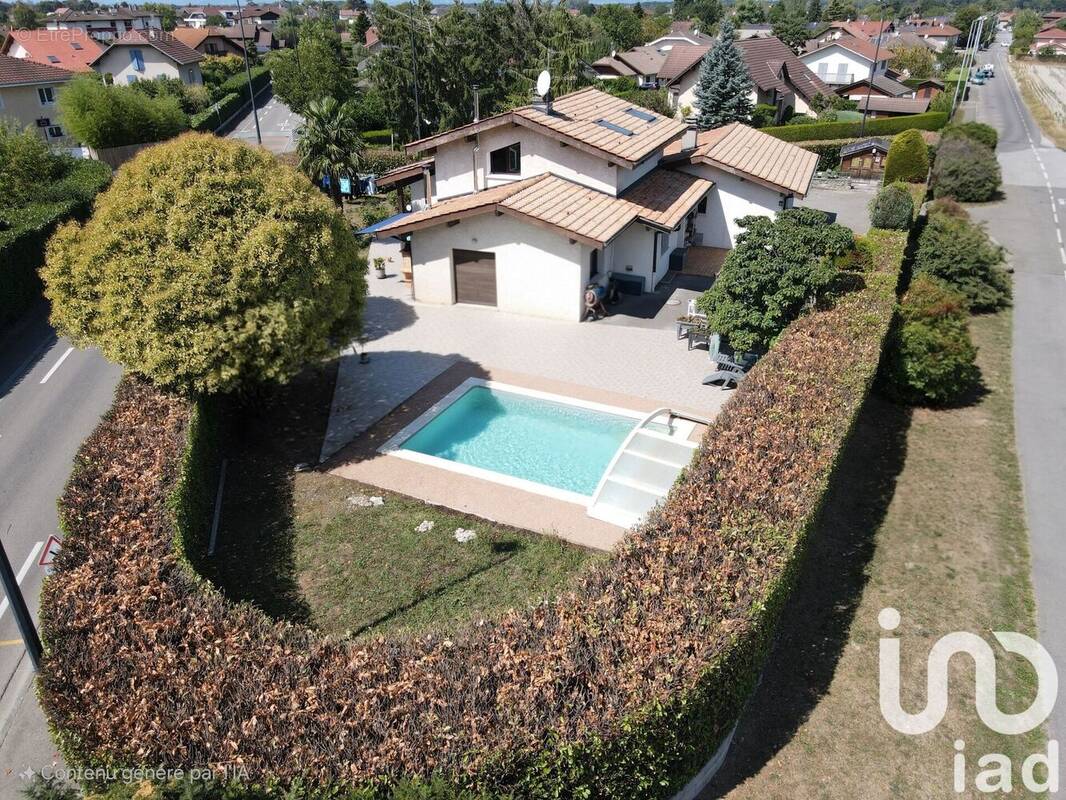 Photo 1 - Maison à DOUVAINE