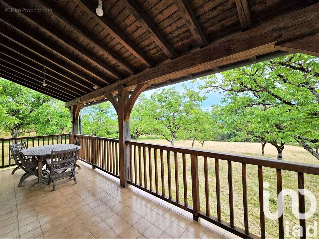 Photo 4 - Maison à LOUBRESSAC