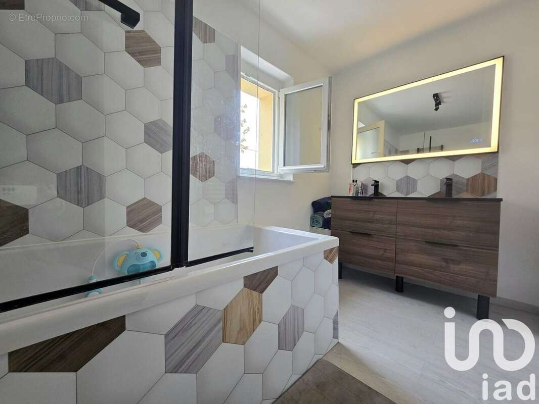 Photo 4 - Maison à ECRAINVILLE