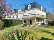 Appartement à SAINT-MAUR-DES-FOSSES