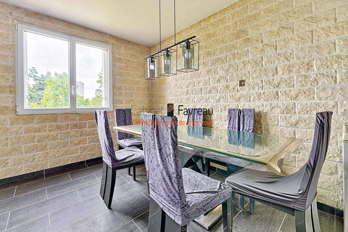 Appartement à CHOISY-LE-ROI