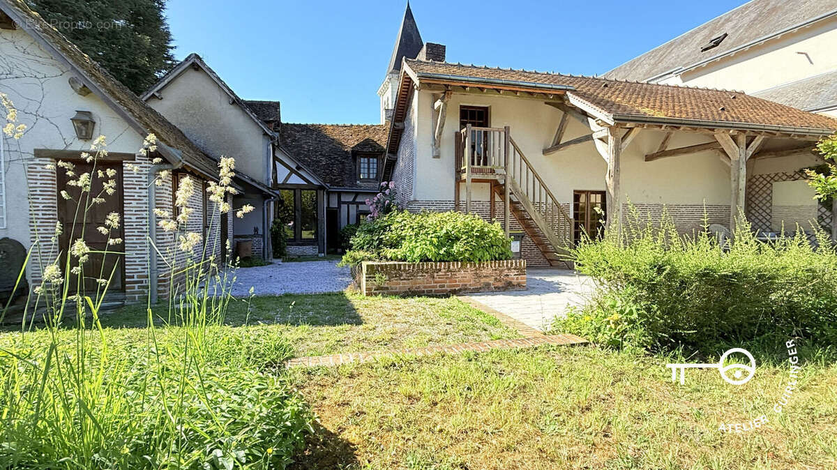 Maison à NEUNG-SUR-BEUVRON