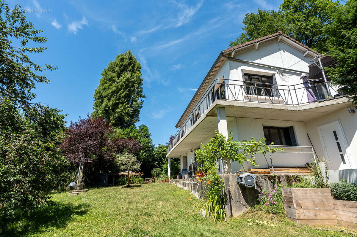 Maison à CHATEAUFORT