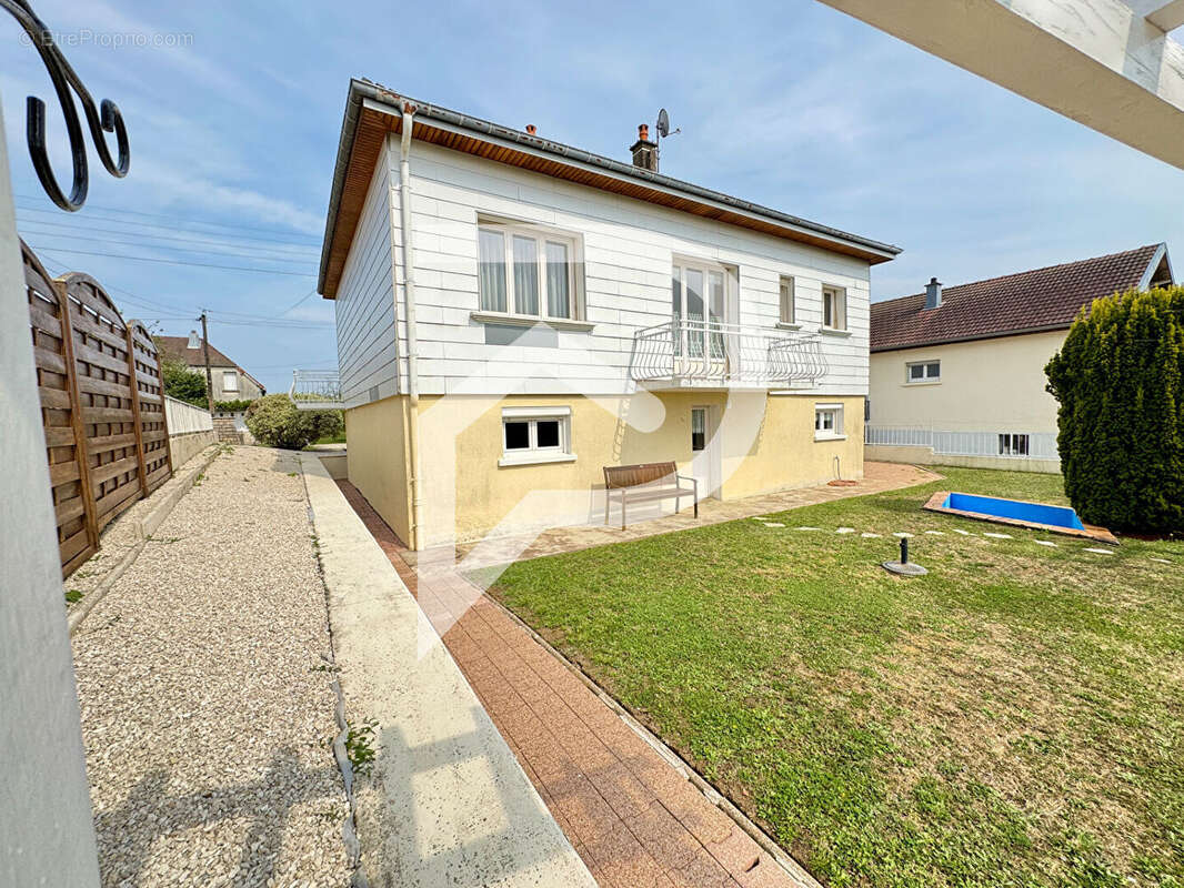 Maison à CHALINDREY