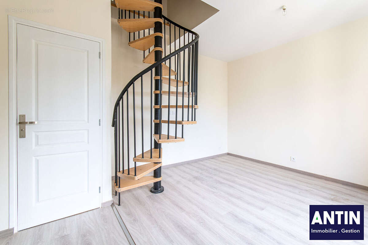 Maison à COURBEVOIE