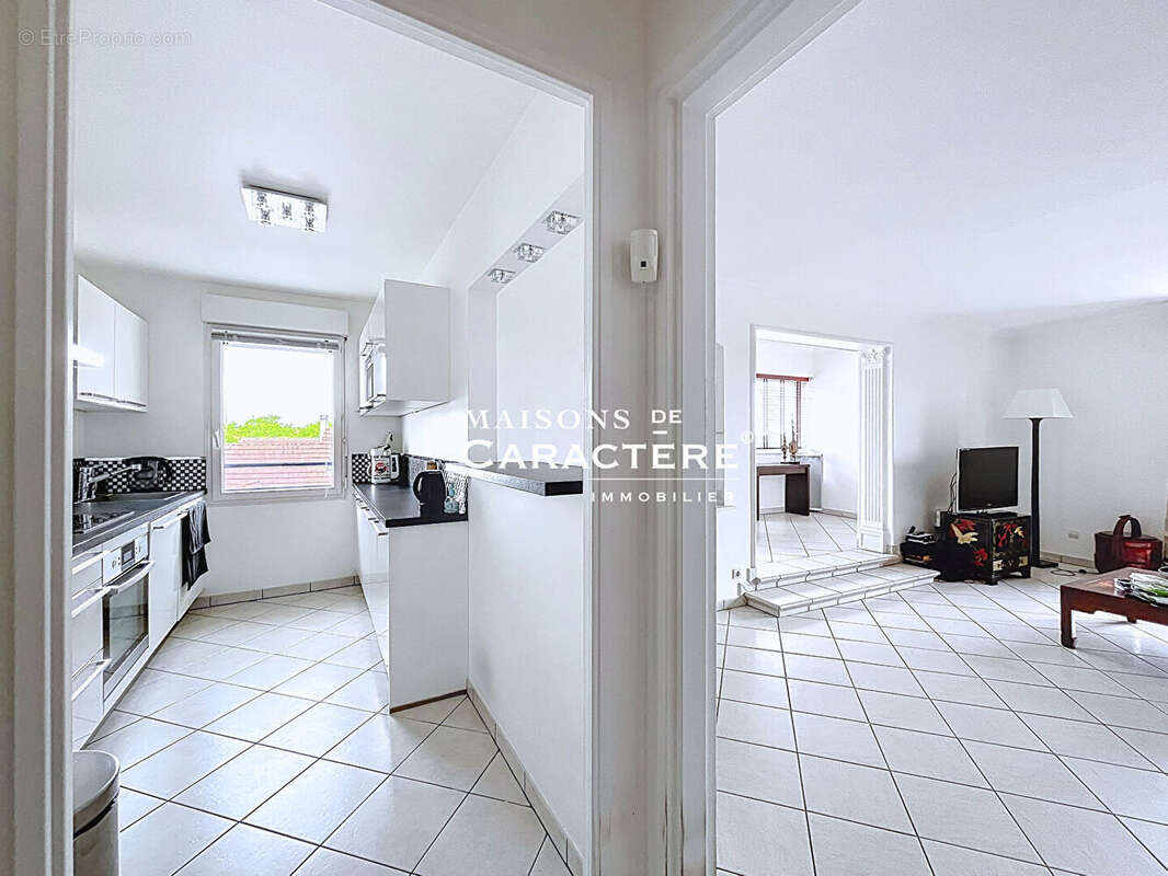 Appartement à VERNEUIL-SUR-SEINE