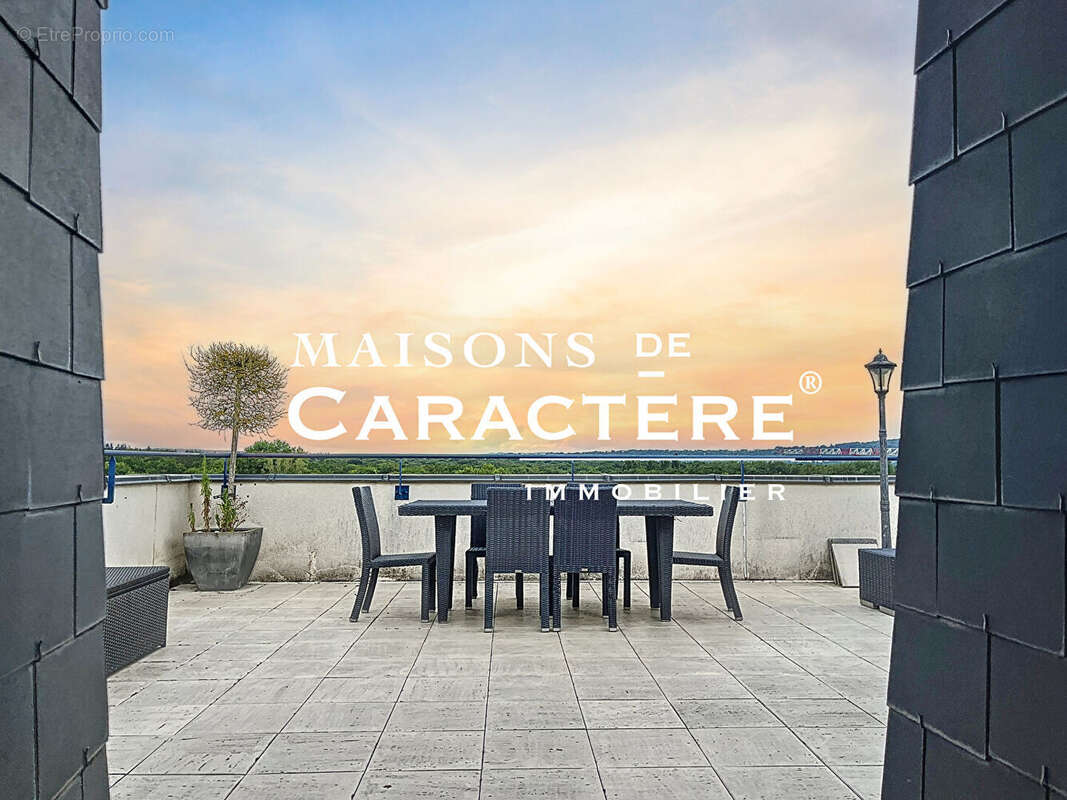 Appartement à VERNEUIL-SUR-SEINE