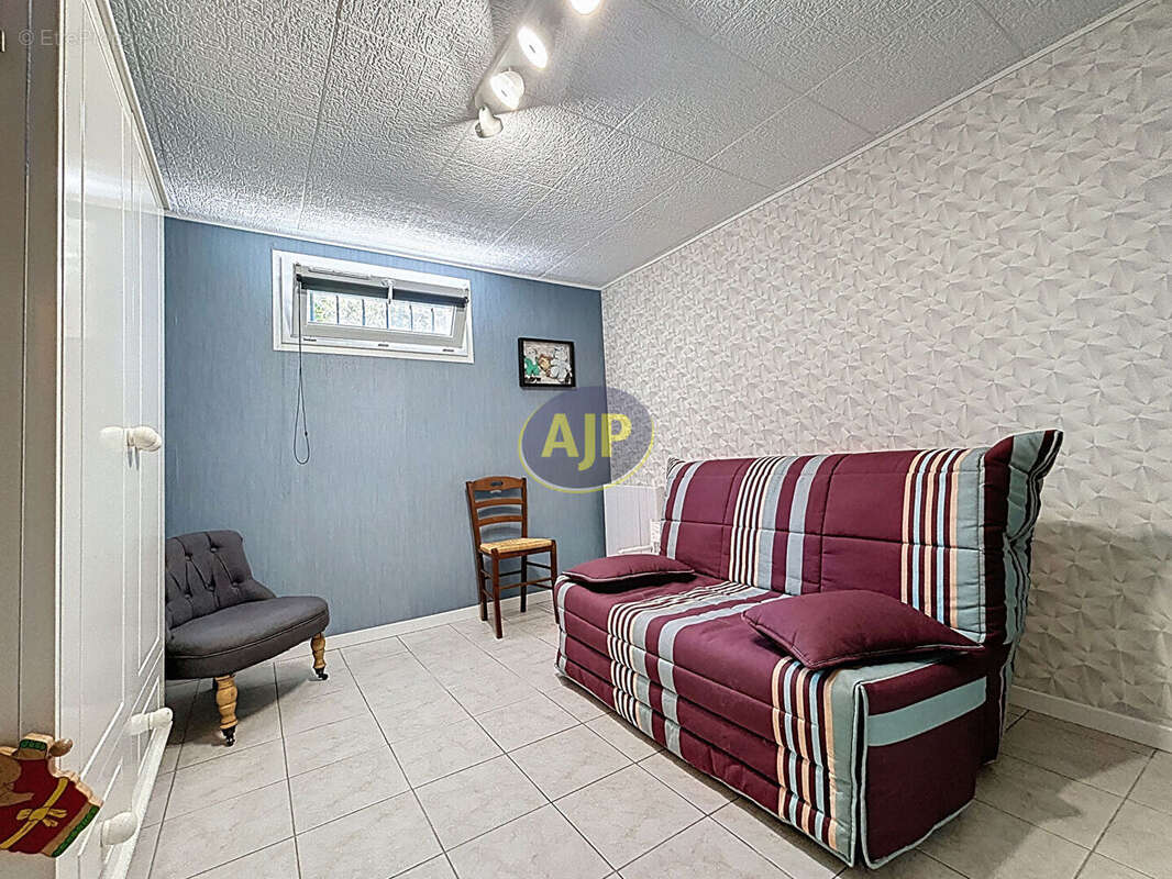 Maison à TONNAY-CHARENTE