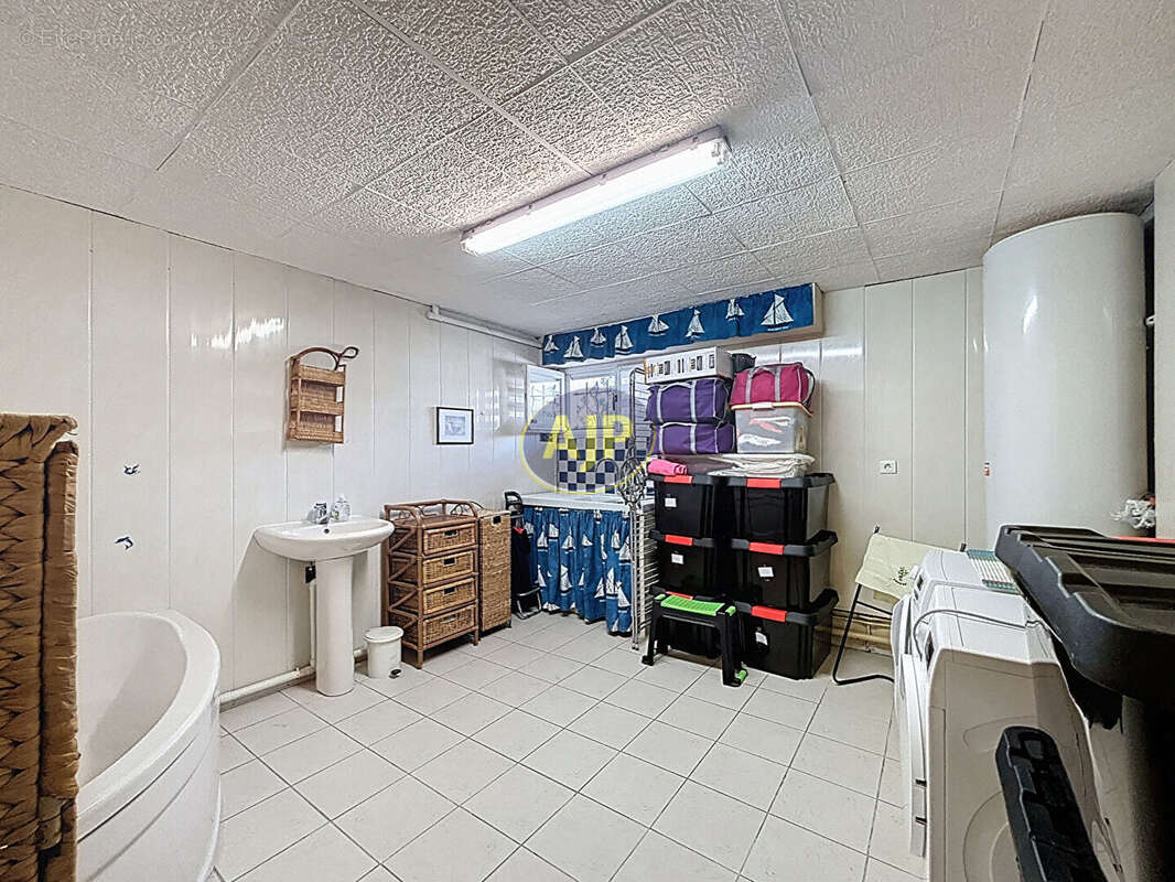 Maison à TONNAY-CHARENTE