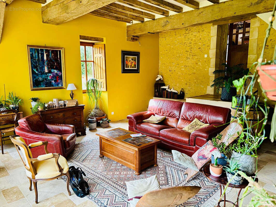 Maison à BONNETABLE