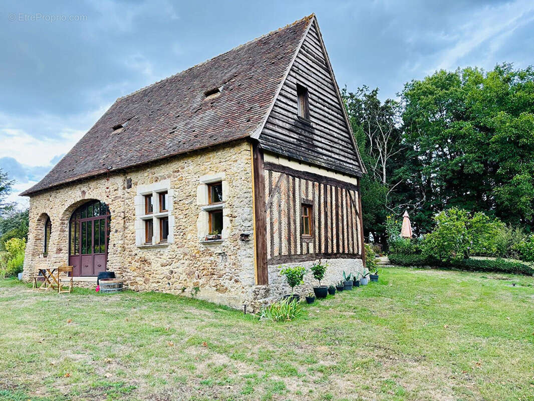 Maison à BONNETABLE