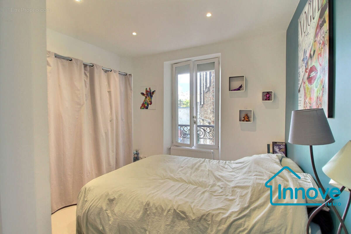 &amp;1ère chambre - Appartement à VERSAILLES