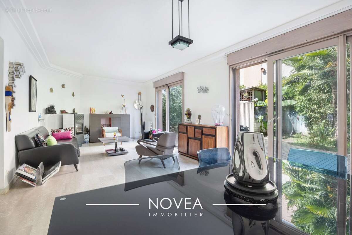 Maison à VILLEURBANNE