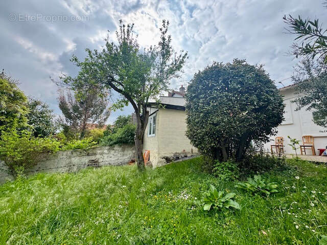 Maison à SAVIGNY-SUR-ORGE