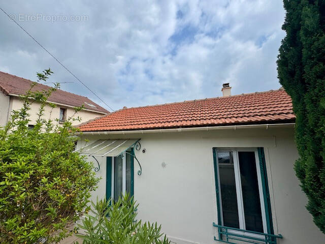 Maison à SAVIGNY-SUR-ORGE