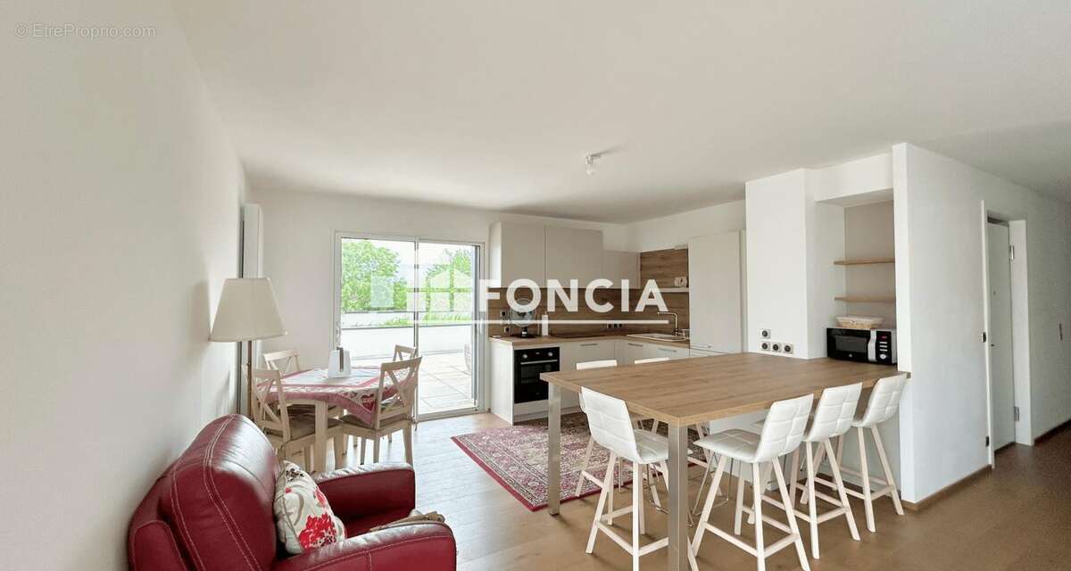 Appartement à FERNEY-VOLTAIRE