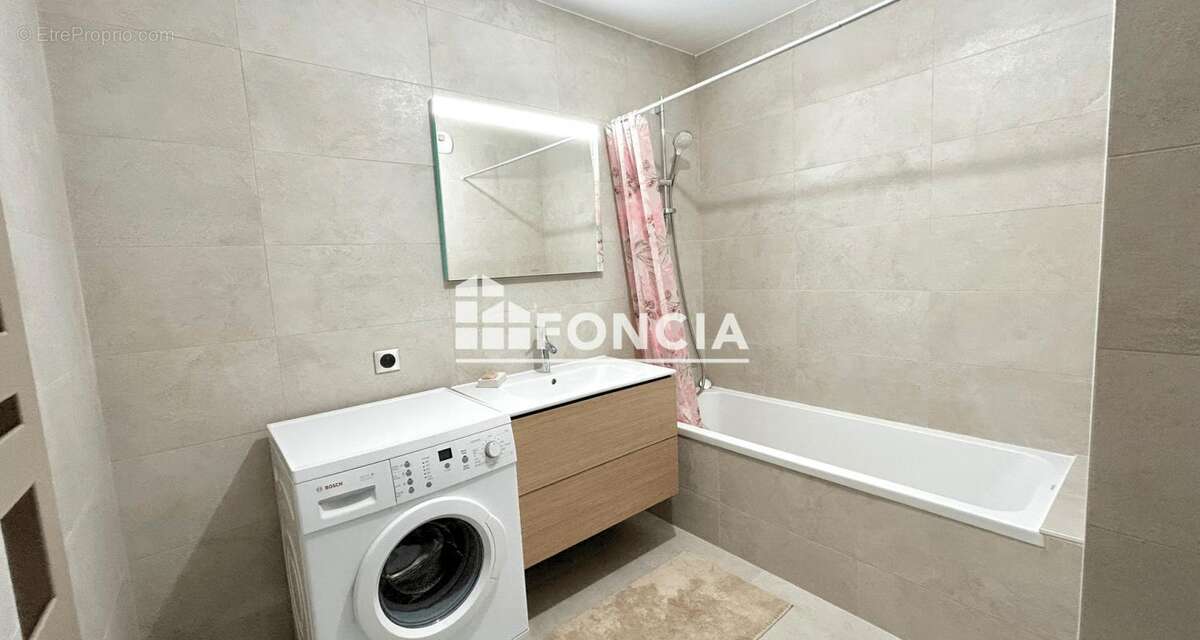 Appartement à FERNEY-VOLTAIRE