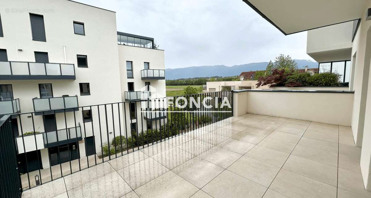 Appartement à FERNEY-VOLTAIRE