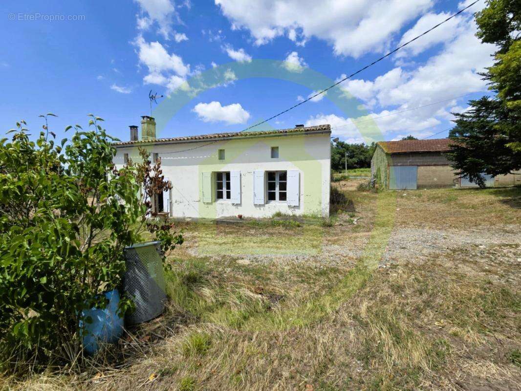 Maison à SAINT-BONNET-SUR-GIRONDE
