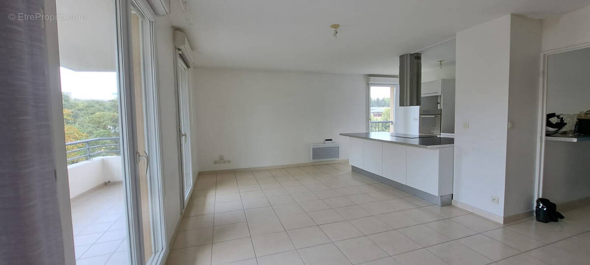 Appartement à MARSEILLE-13E