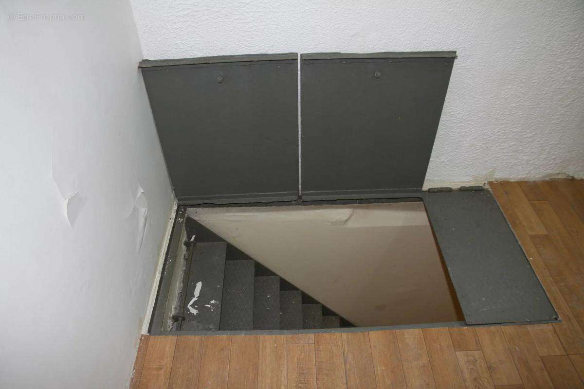 Commerce à PARIS-11E