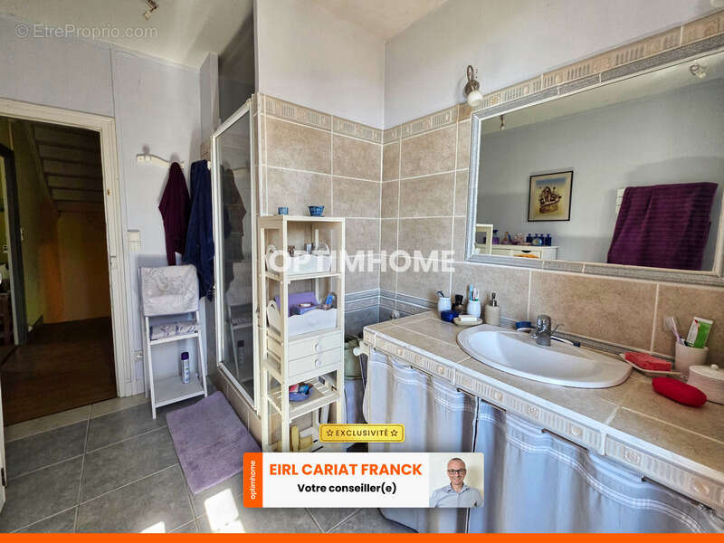 Maison à SAINT-ETIENNE-DE-FURSAC