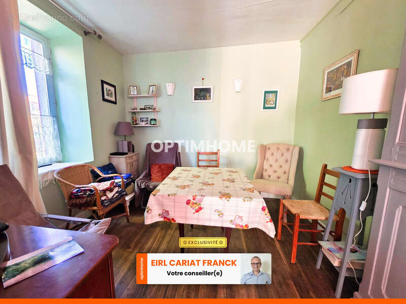 Maison à SAINT-ETIENNE-DE-FURSAC