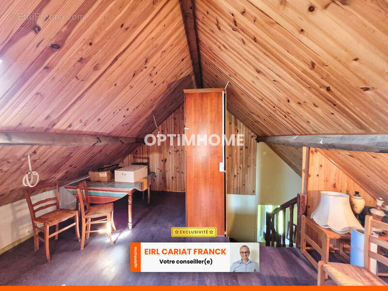 Maison à SAINT-ETIENNE-DE-FURSAC