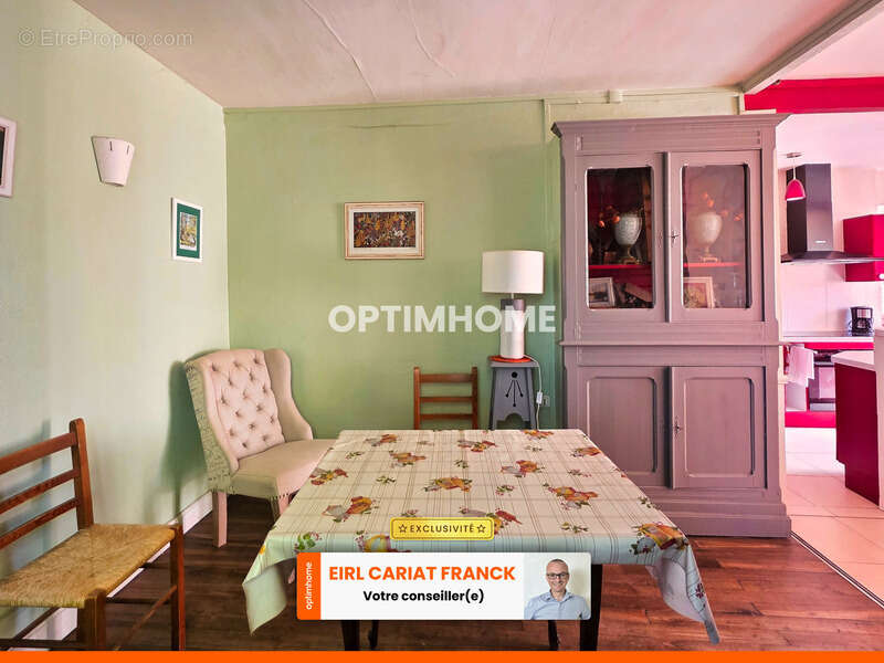 Maison à SAINT-ETIENNE-DE-FURSAC