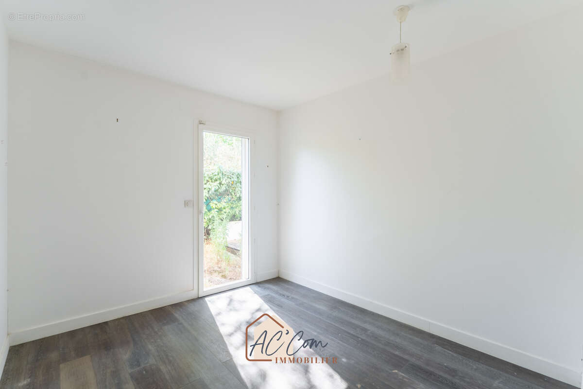 Appartement à MARSEILLE-12E