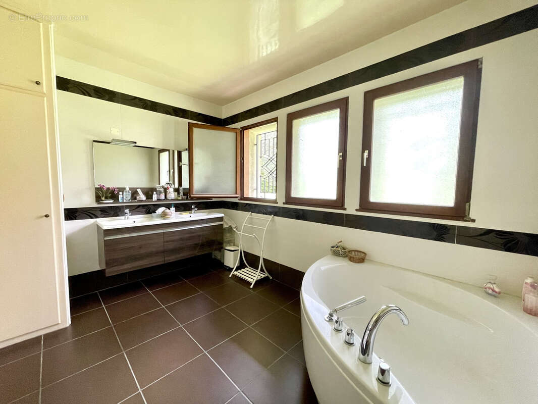 Maison à CHATEAU-THIERRY