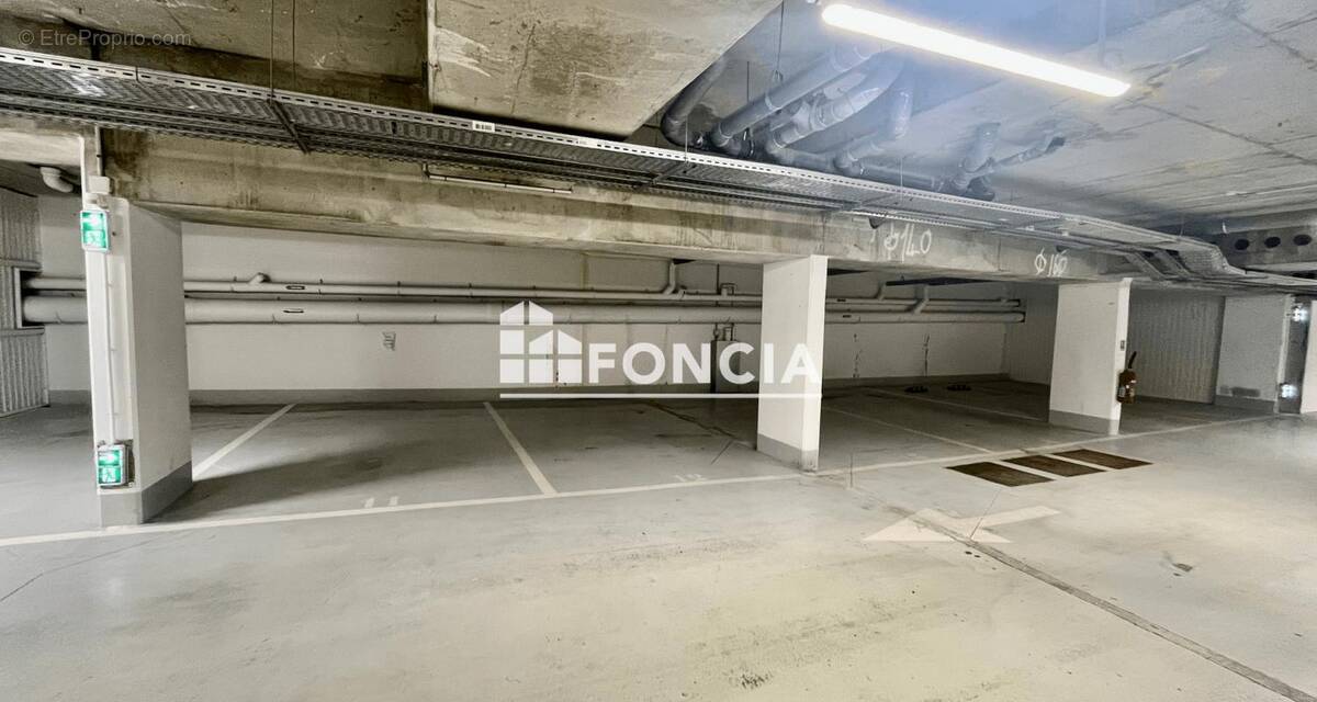 Parking à SAINT-GERMAIN-EN-LAYE