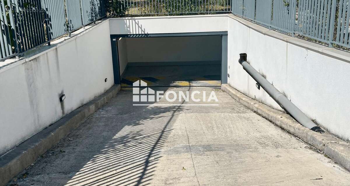 Parking à SAINT-GERMAIN-EN-LAYE