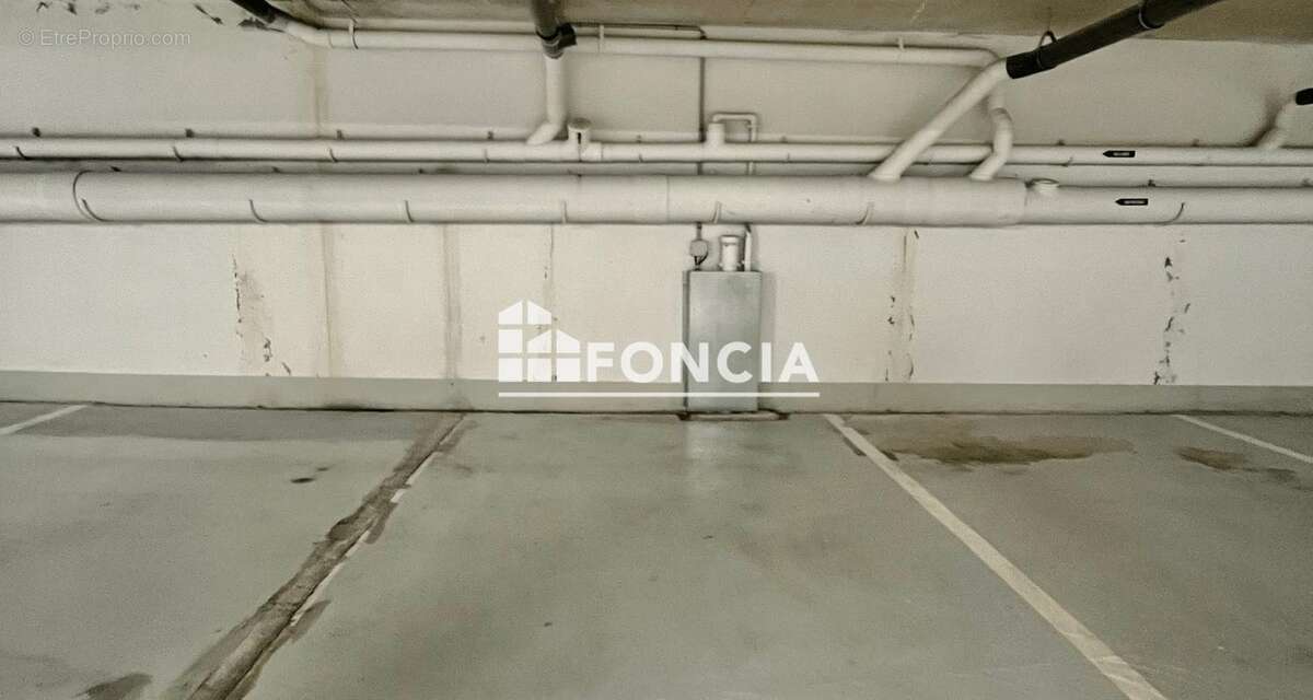 Parking à SAINT-GERMAIN-EN-LAYE