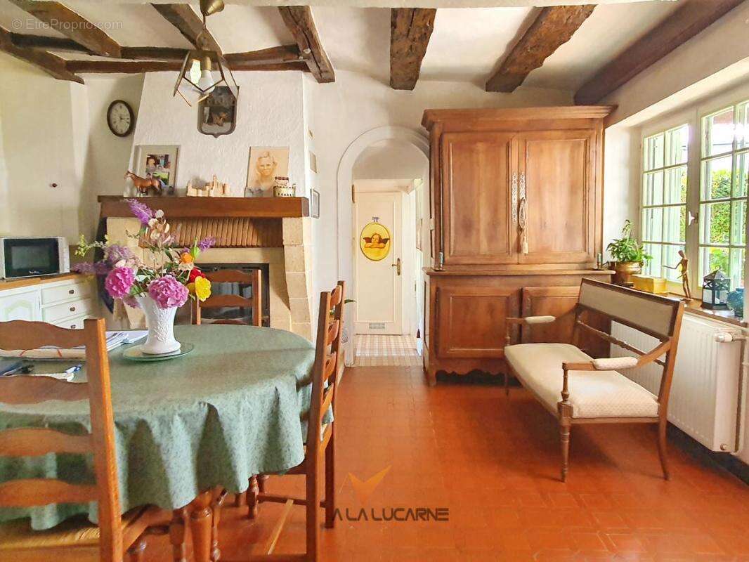 Maison à ROUZIERS-DE-TOURAINE