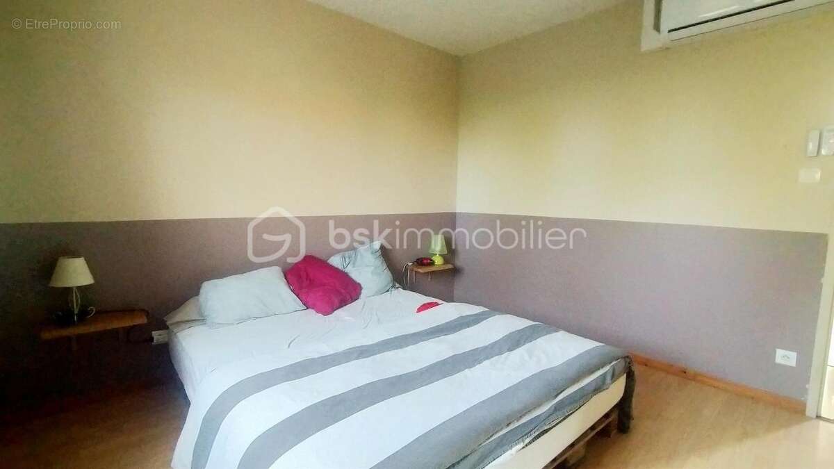 Maison à LA PACAUDIERE