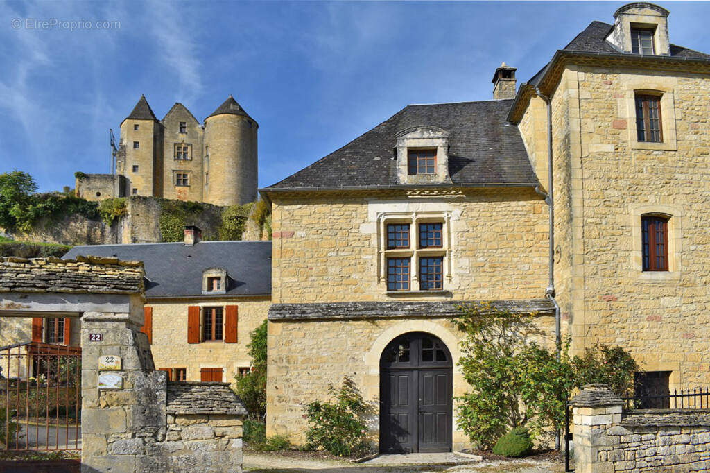 Maison à SALIGNAC-EYVIGUES