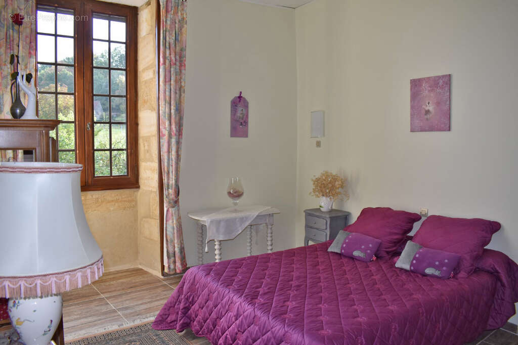 Maison à SALIGNAC-EYVIGUES