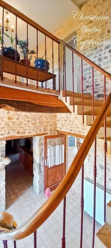 Maison à LA CLAYETTE