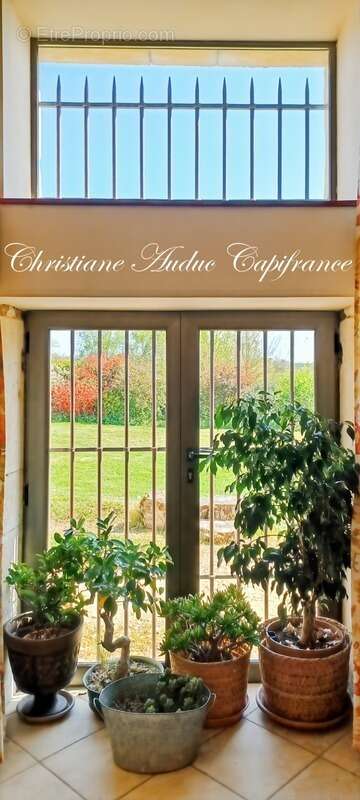 Maison à LA CLAYETTE