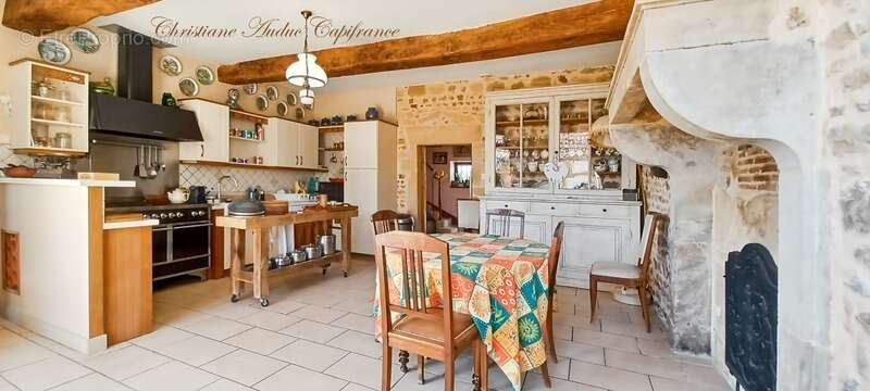 Maison à LA CLAYETTE